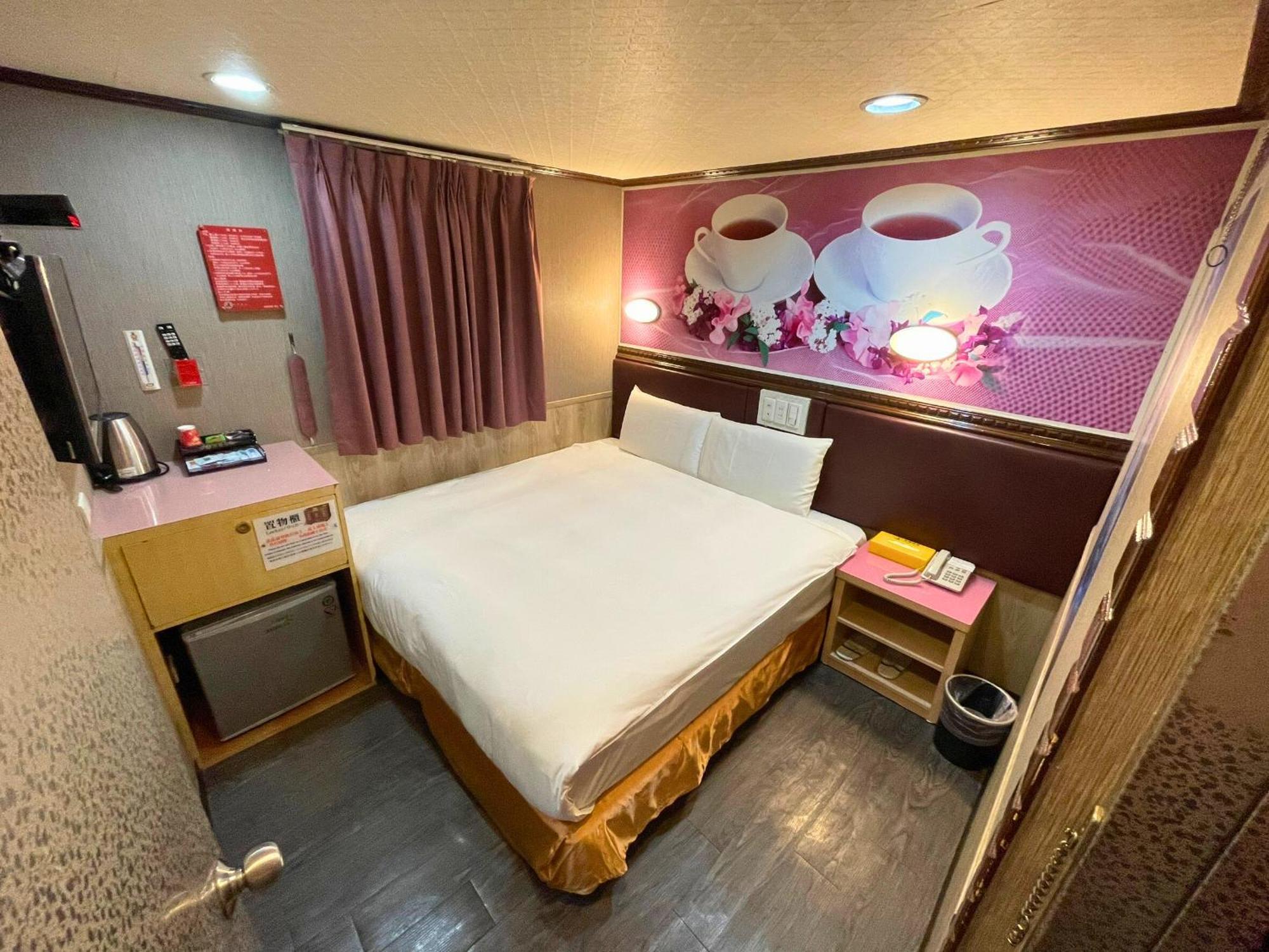 Dealer Hotel Taipei Exterior photo