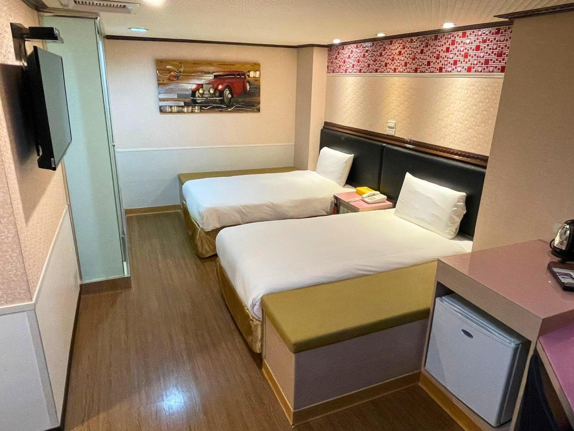 Dealer Hotel Taipei Exterior photo