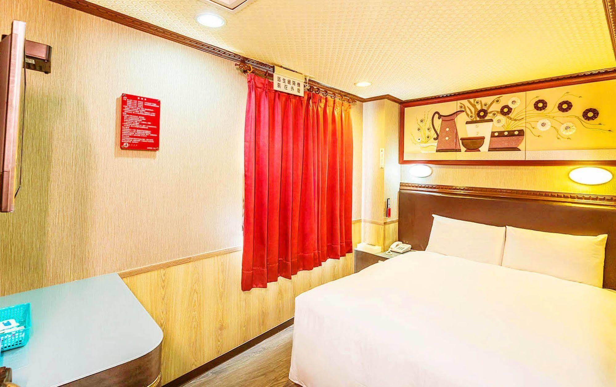 Dealer Hotel Taipei Exterior photo