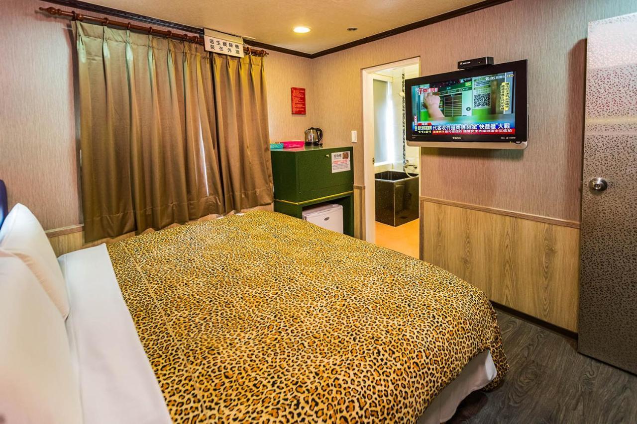 Dealer Hotel Taipei Exterior photo
